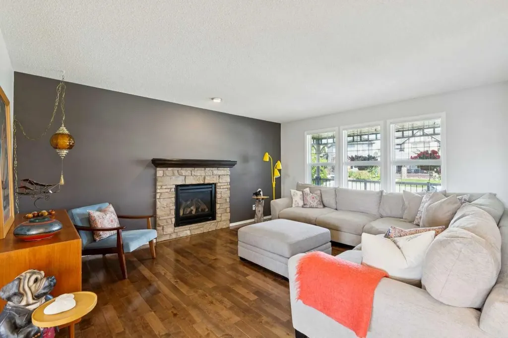 147 Sunset Cove Cochrane AB T4C 0C8