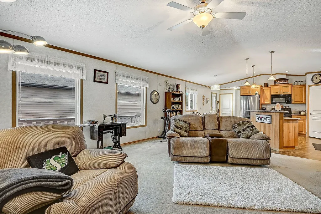 8823 88c Street Grande Prairie AB T8X 0G2