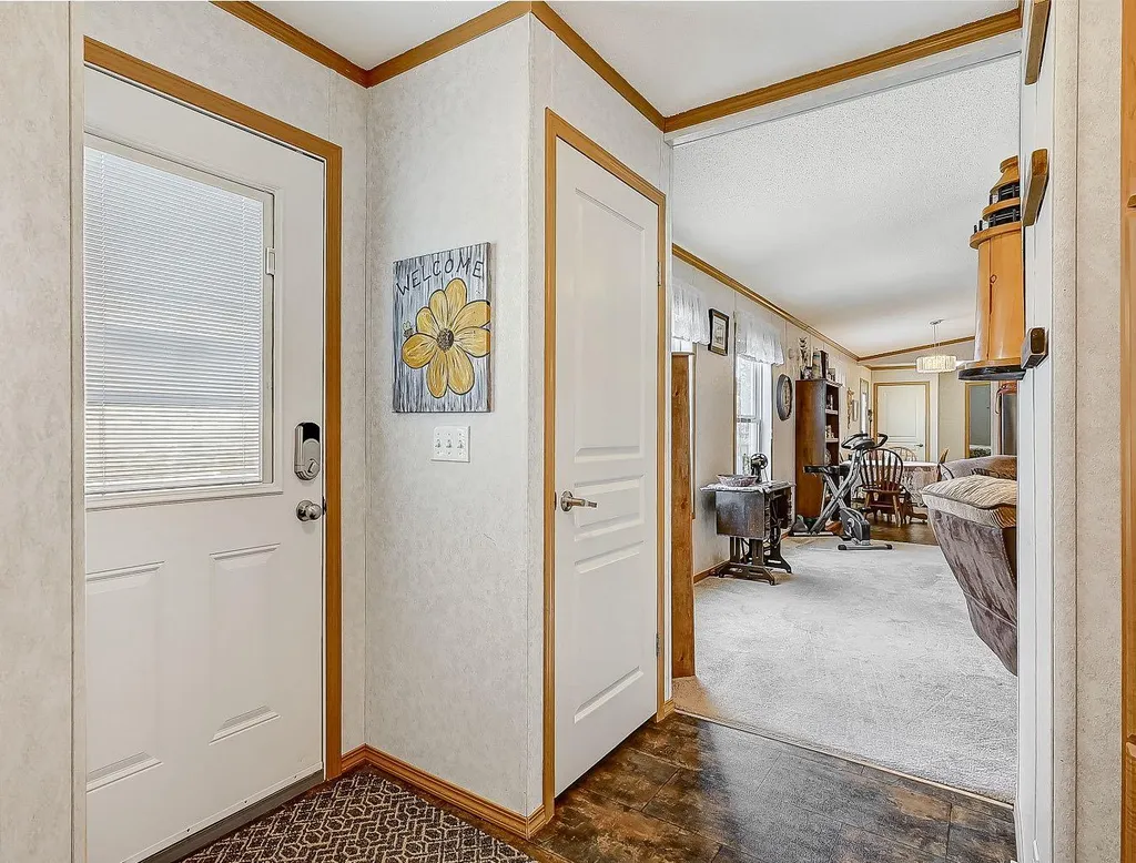 8823 88c Street Grande Prairie AB T8X 0G2