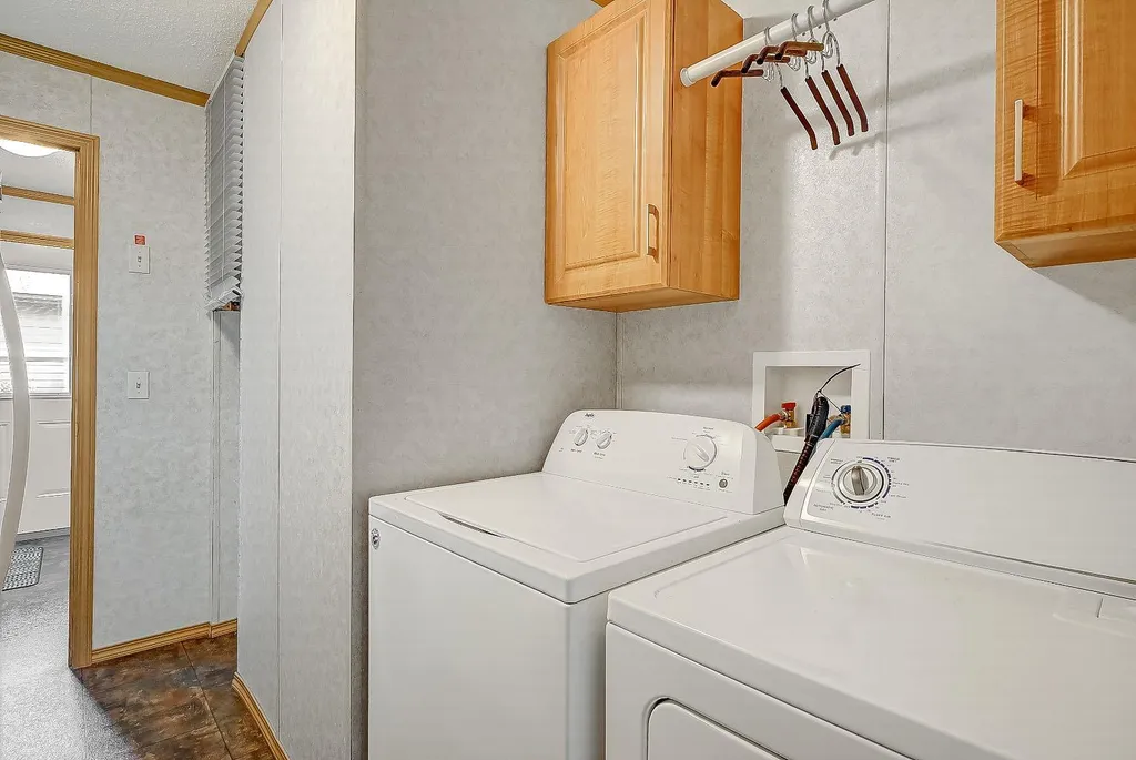 8823 88c Street Grande Prairie AB T8X 0G2