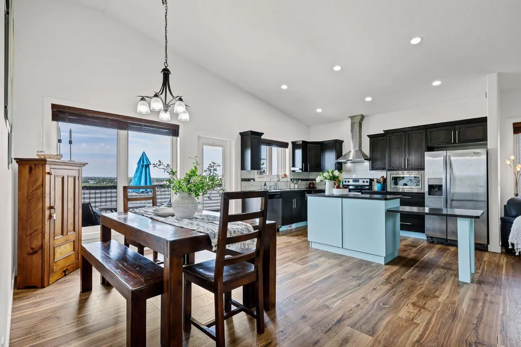 5446 Vista Trail Blackfalds AB T4M0L2