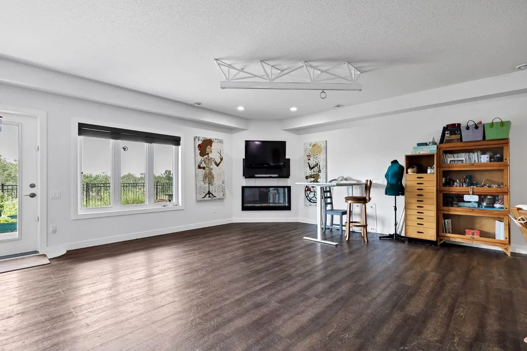 5446 Vista Trail Blackfalds AB T4M0L2