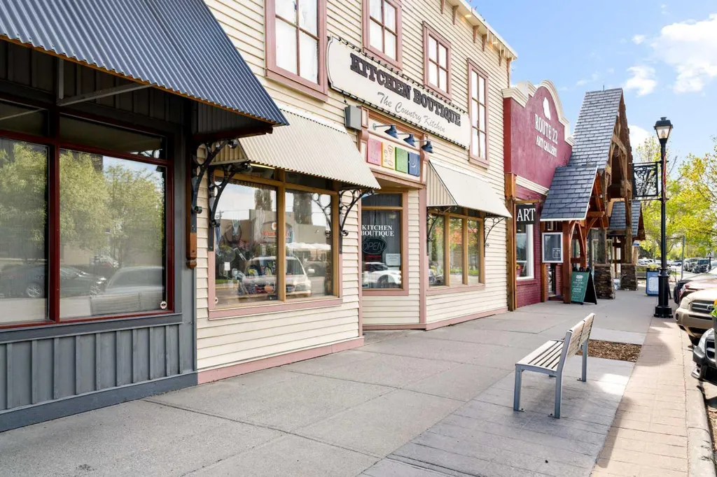505 Railway Street W Cochrane AB T4C 2K9