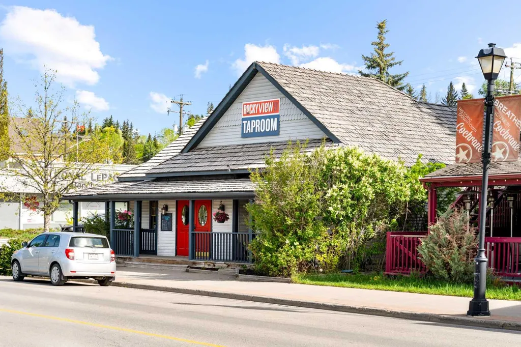 505 Railway Street W Cochrane AB T4C 2K9