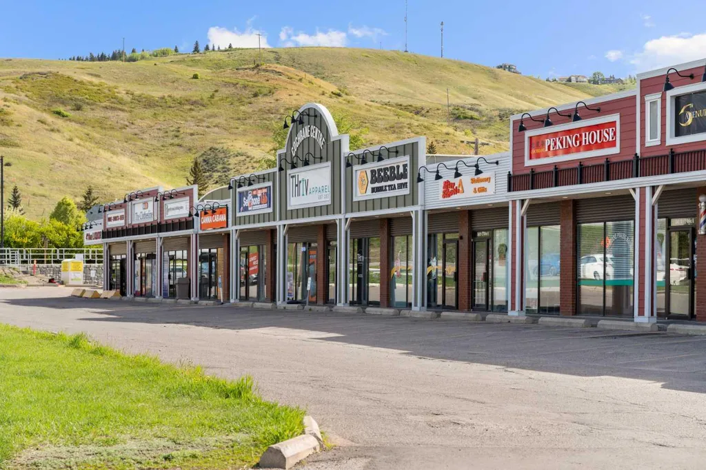 505 Railway Street W Cochrane AB T4C 2K9