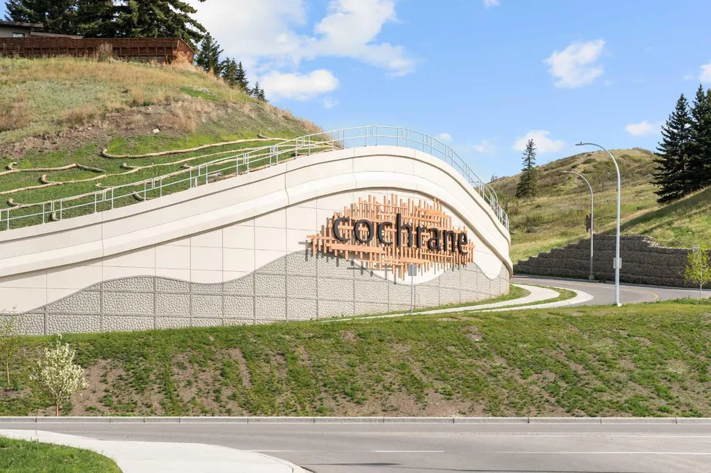 505 Railway Street W Cochrane AB T4C 2K9