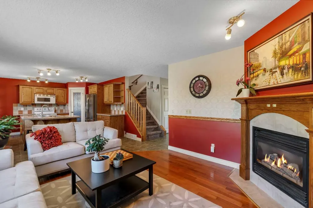 84 Willowbrook Crescent NW Airdrie AB T4B 2S4