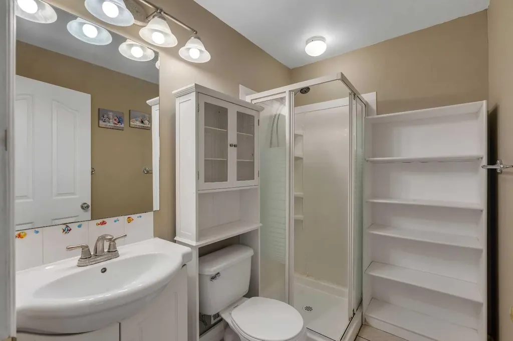 84 Willowbrook Crescent NW Airdrie AB T4B 2S4