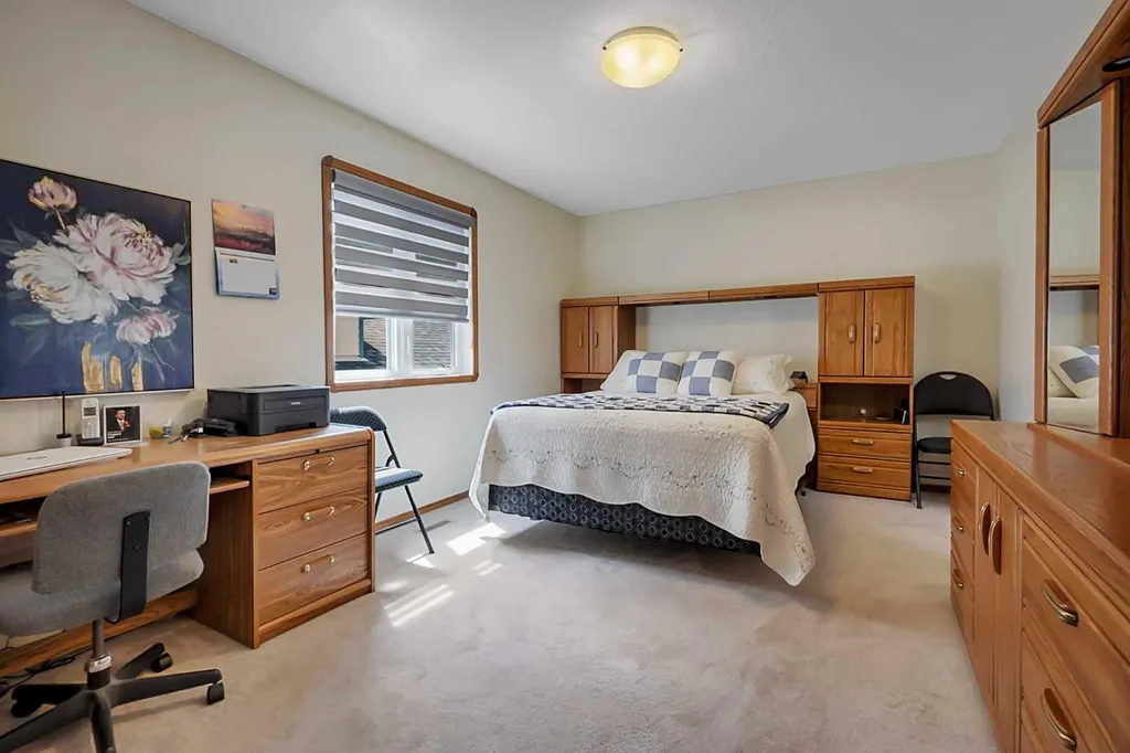 117 Doran Crescent Red Deer AB T4R 2P5