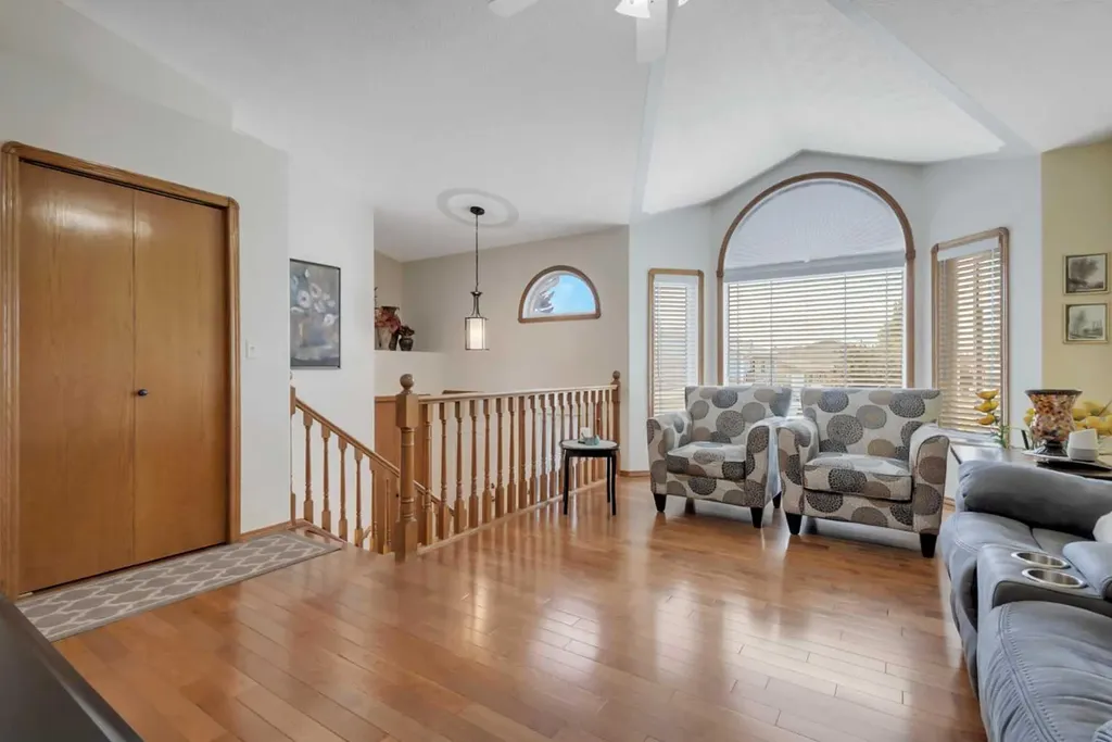117 Doran Crescent Red Deer AB T4R 2P5