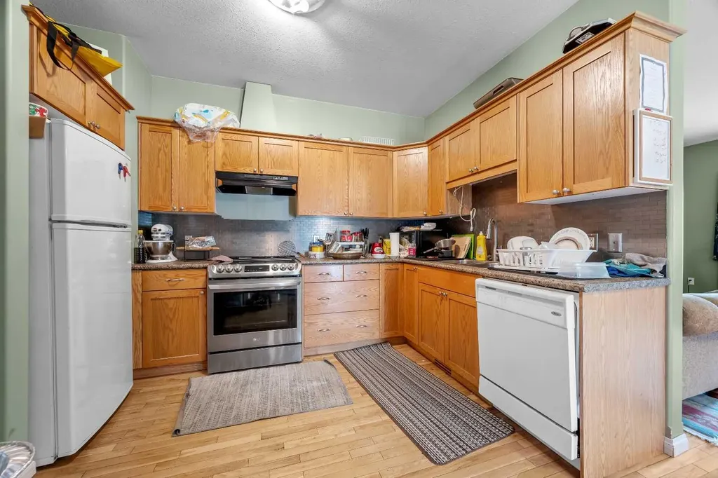4103 49 Avenue Lloydminster SK S9V 0S3