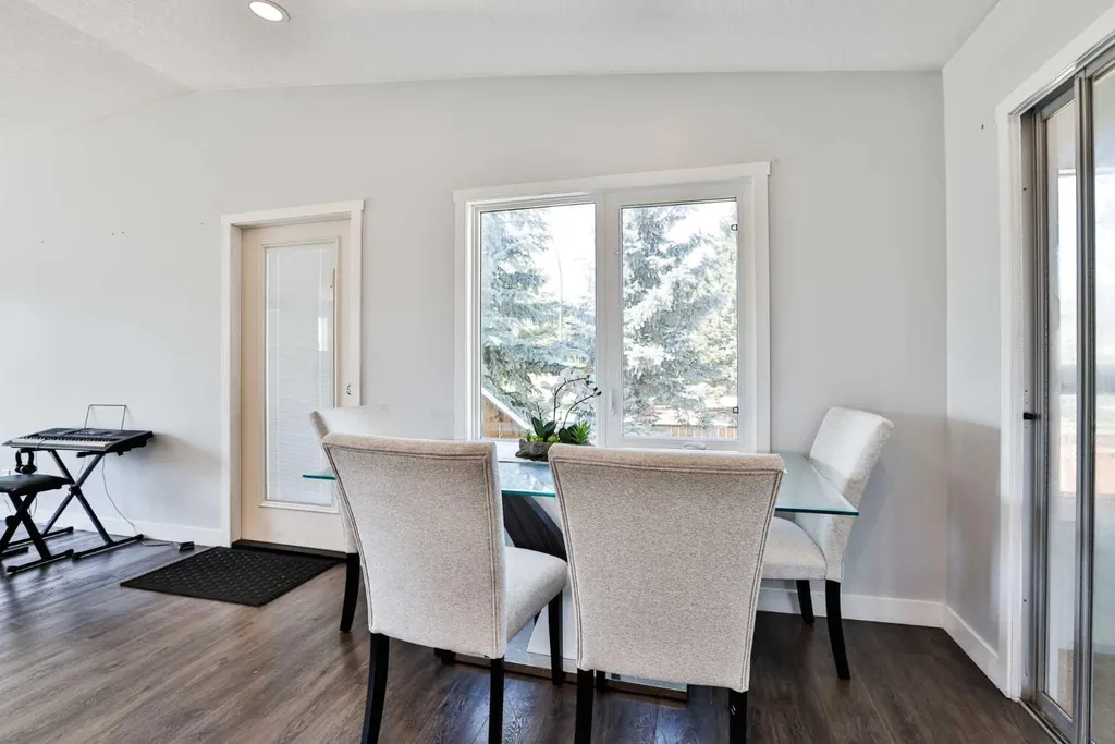 1019 Glacier Drive S Lethbridge AB T1K 3N3