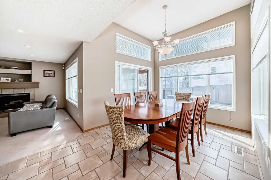 3767 Springbank Drive SW Calgary AB T3H 4J5