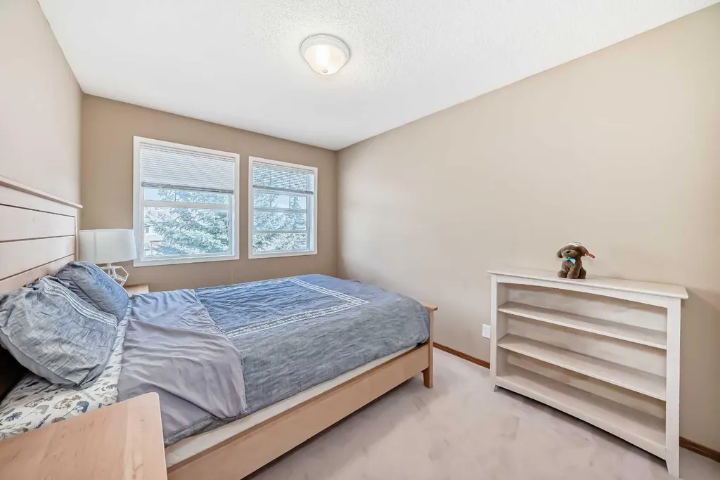 3767 Springbank Drive SW Calgary AB T3H 4J5