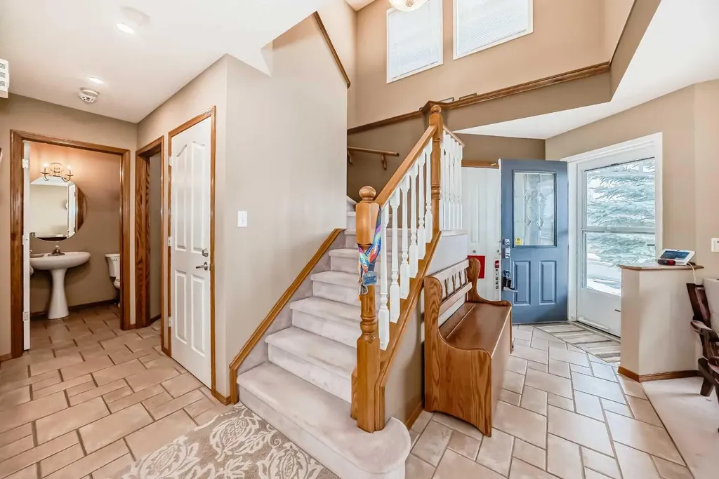 3767 Springbank Drive SW Calgary AB T3H 4J5