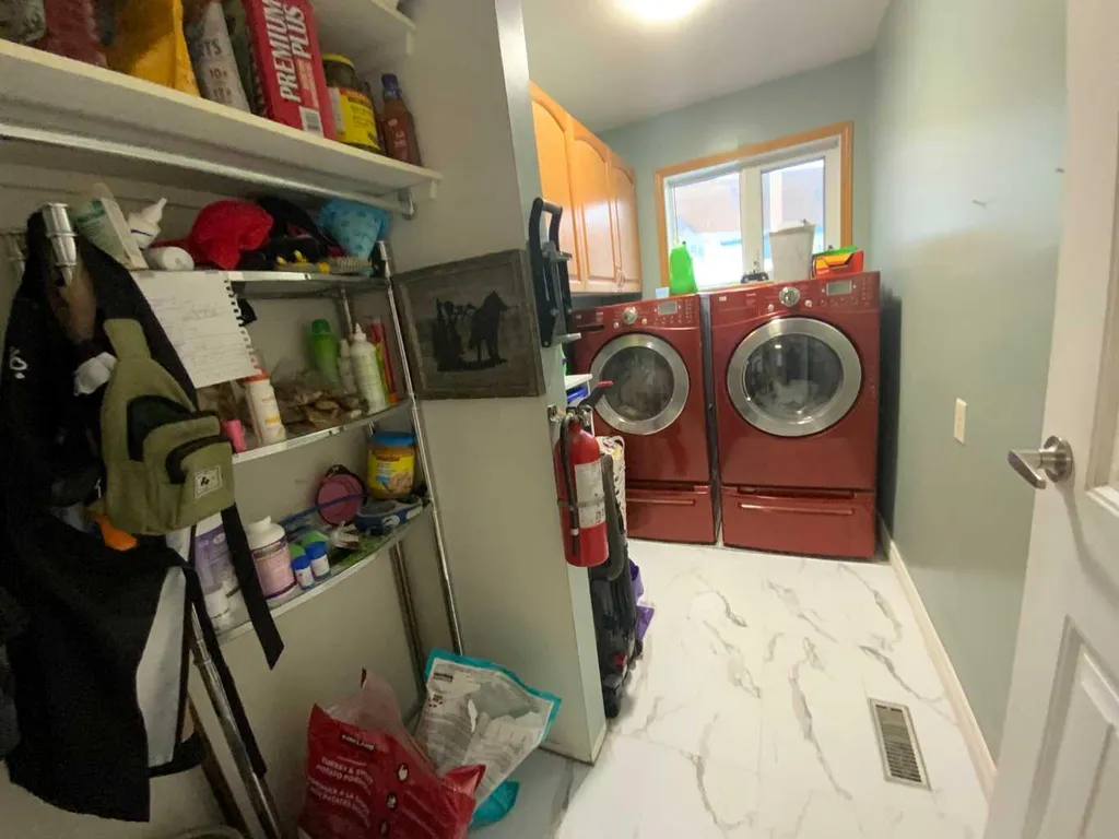 1513 Westview Drive Bowden AB T0M 0K0
