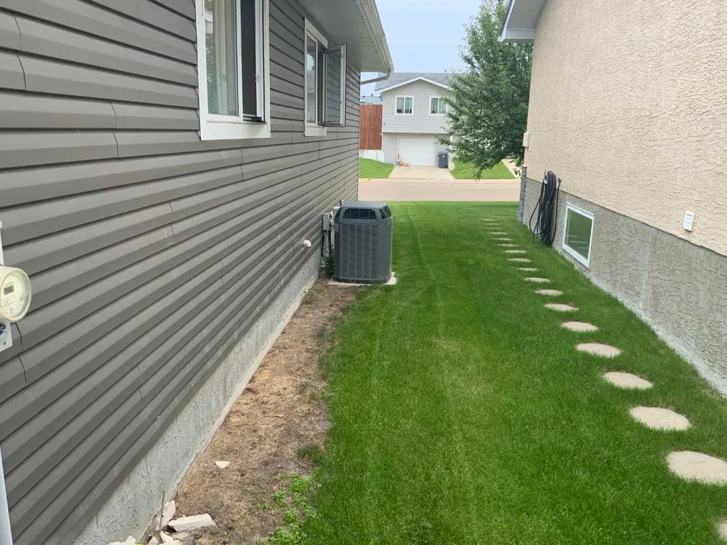 1513 Westview Drive Bowden AB T0M 0K0
