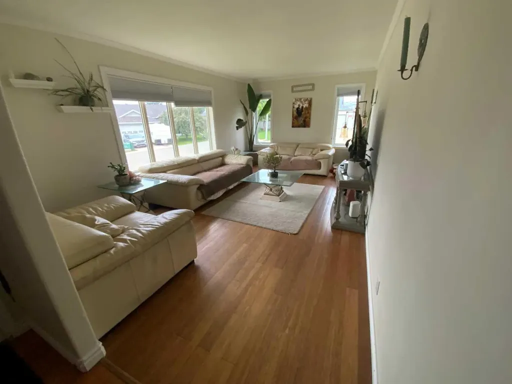 1513 Westview Drive Bowden AB T0M 0K0