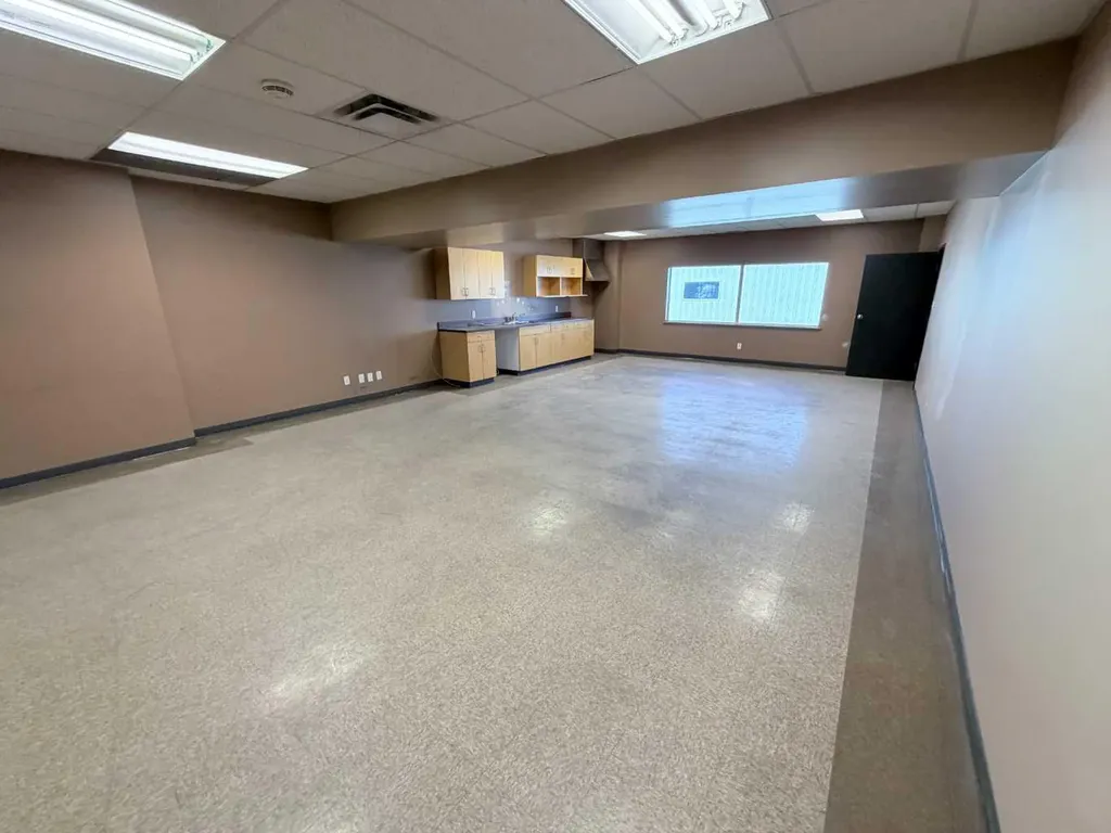 10211 88 Avenue Clairmont AB T8X 5G8