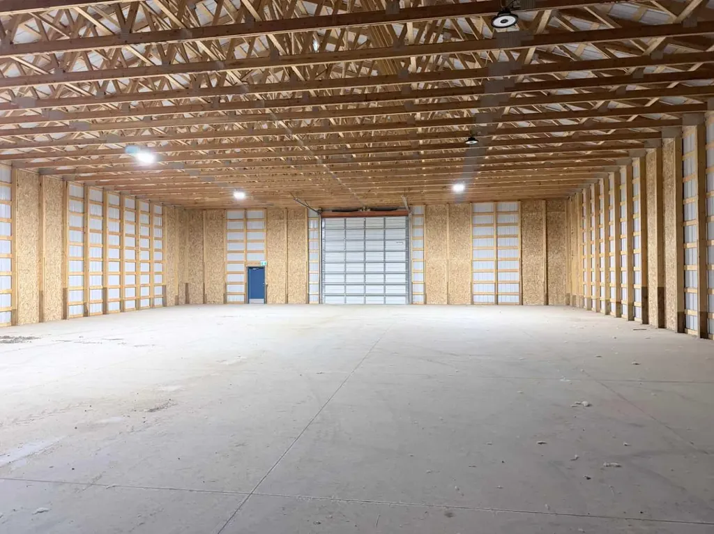 10211 88 Avenue Clairmont AB T8X 5G8