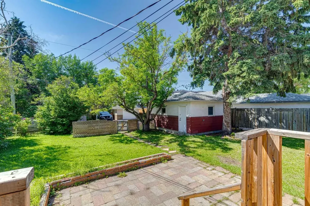 3103 13 Avenue SW Calgary AB T3C 0V3
