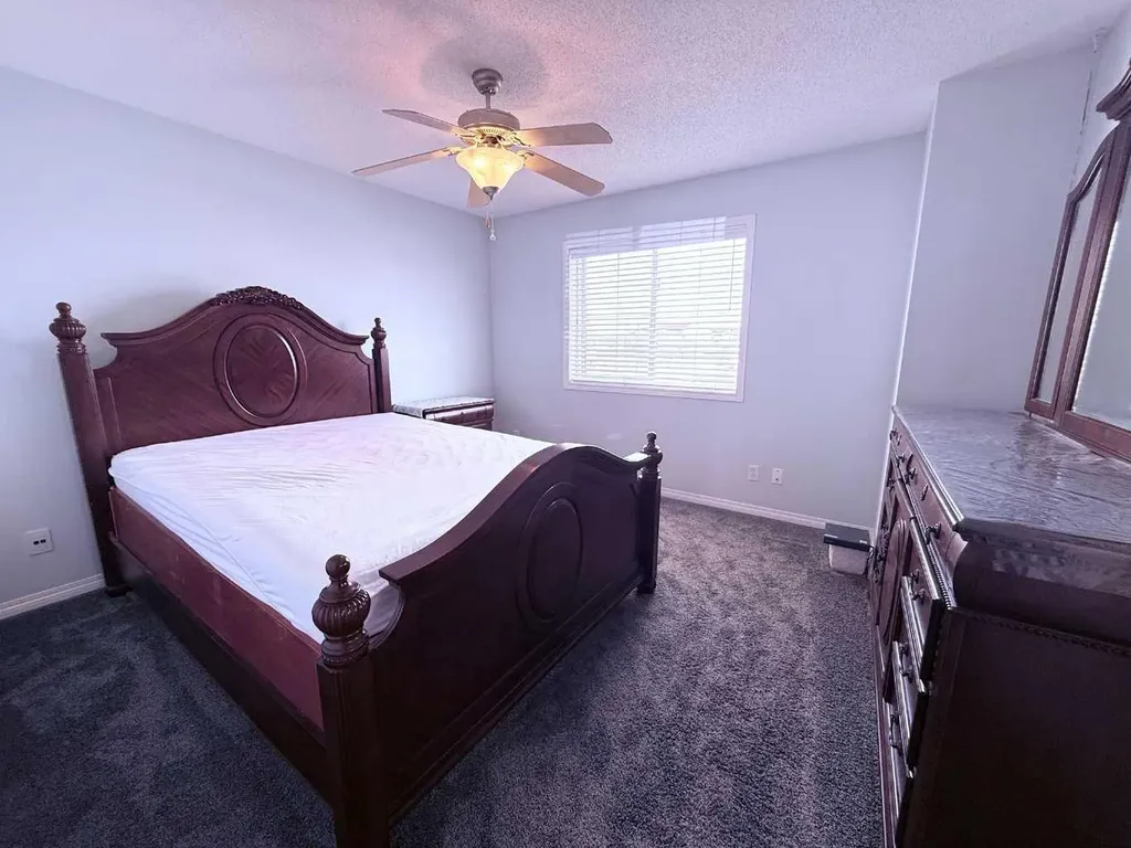 960 Taradale Drive Calgary AB T3J 0E7