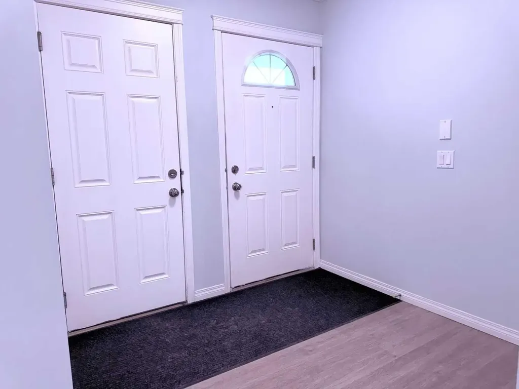 960 Taradale Drive Calgary AB T3J 0E7
