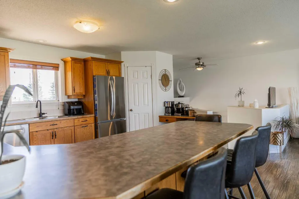 421026 Range Road 284 Rural Ponoka County AB T0C 2J0