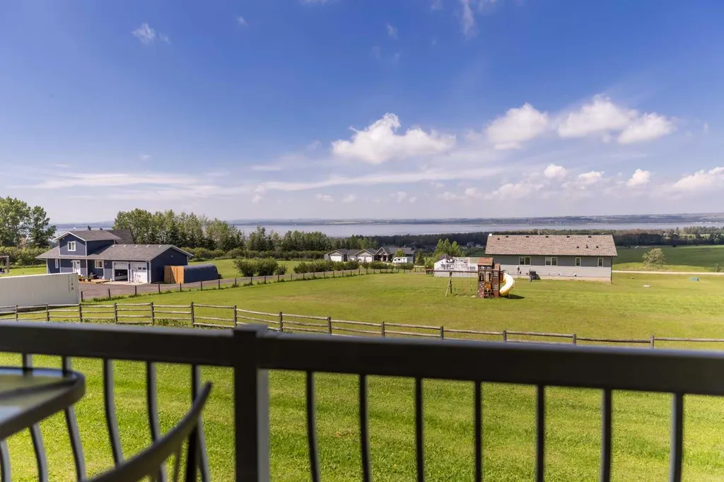 421026 Range Road 284 Rural Ponoka County AB T0C 2J0