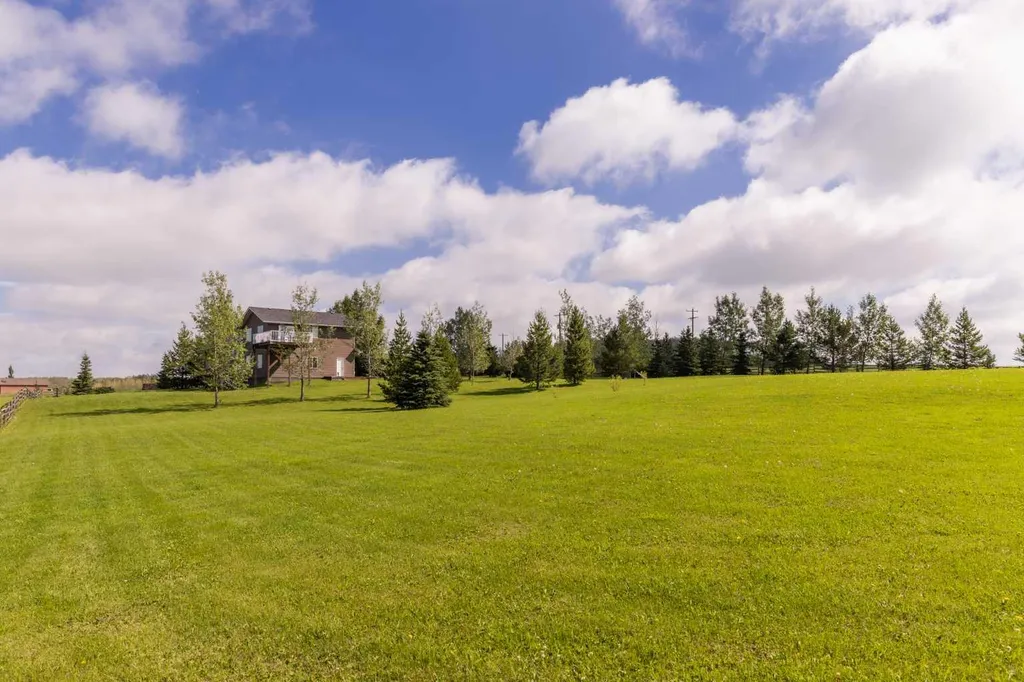 421026 Range Road 284 Rural Ponoka County AB T0C 2J0