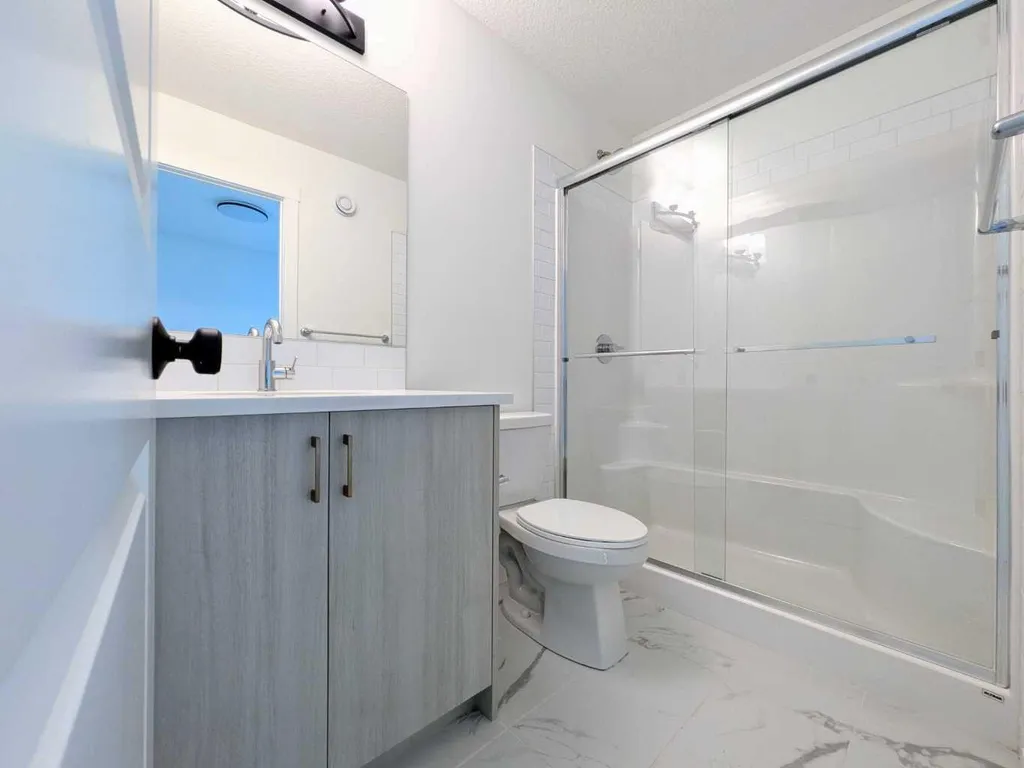 380 Seton Villas SE Calgary AB T3M 3T8