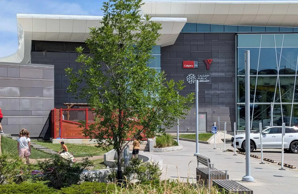 380 Seton Villas SE Calgary AB T3M 3T8
