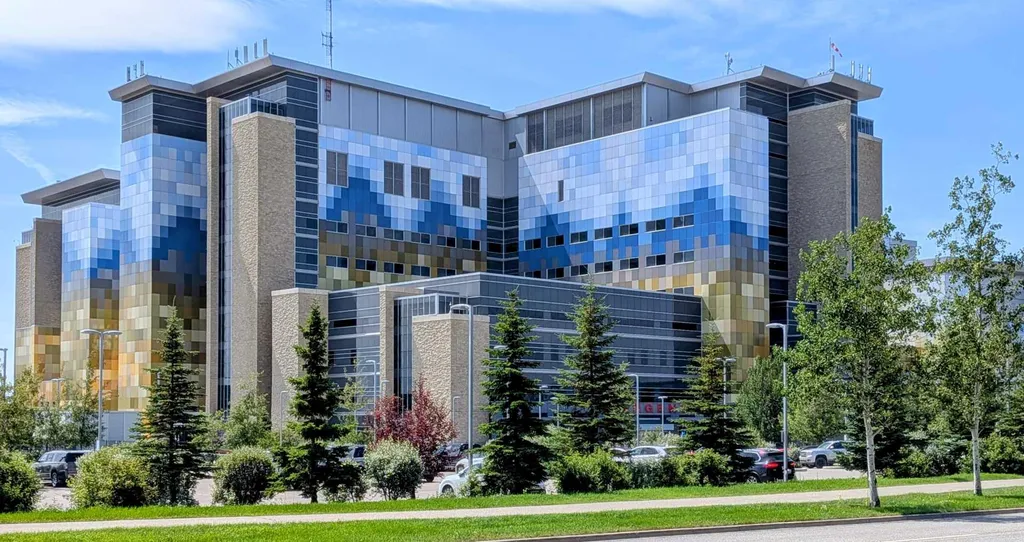 380 Seton Villas SE Calgary AB T3M 3T8