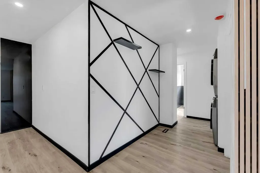 4108 13 Avenue NE Calgary AB T2A 3J8