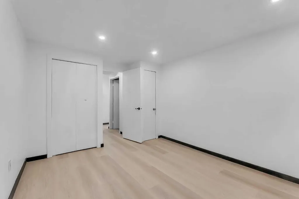 4108 13 Avenue NE Calgary AB T2A 3J8
