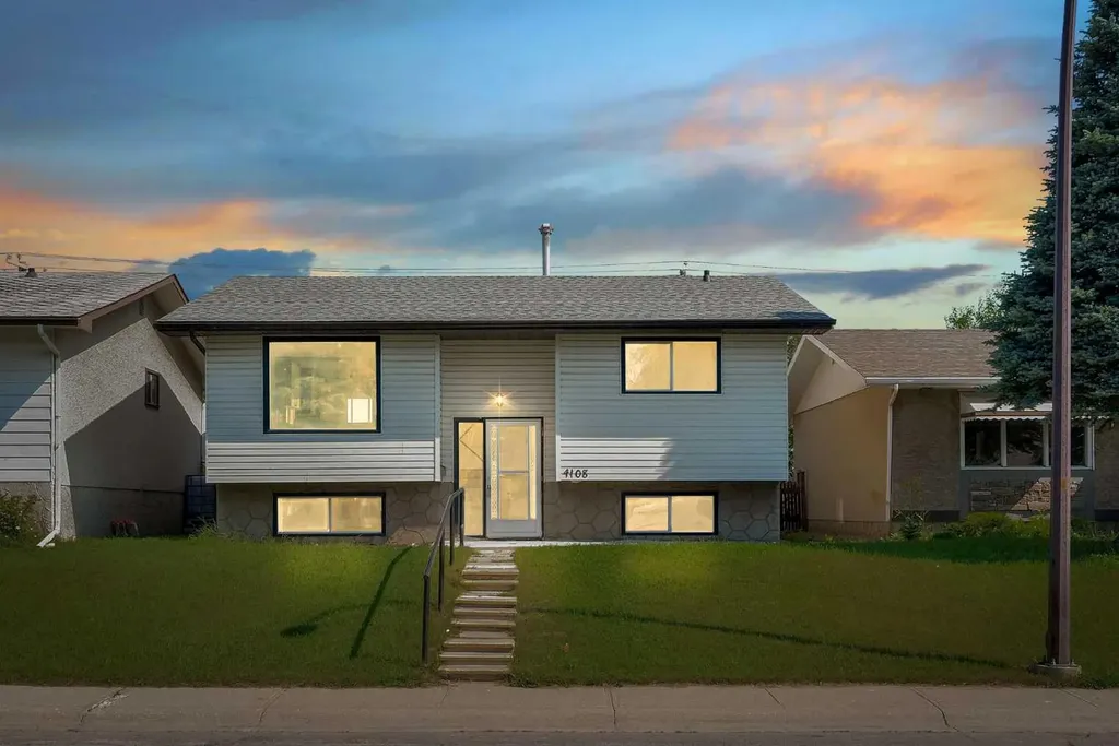 4108 13 Avenue NE Calgary AB T2A 3J8