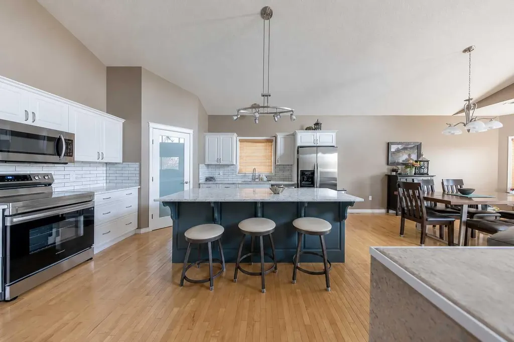 63A Ave Close Lloydminster AB T9V3G5