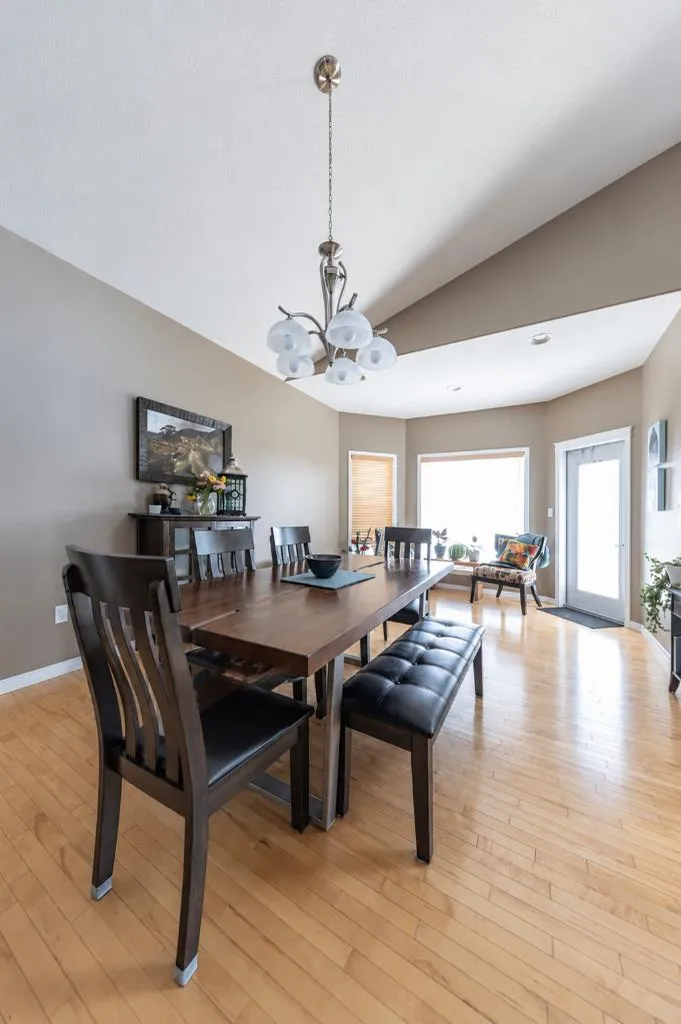 63A Ave Close Lloydminster AB T9V3G5