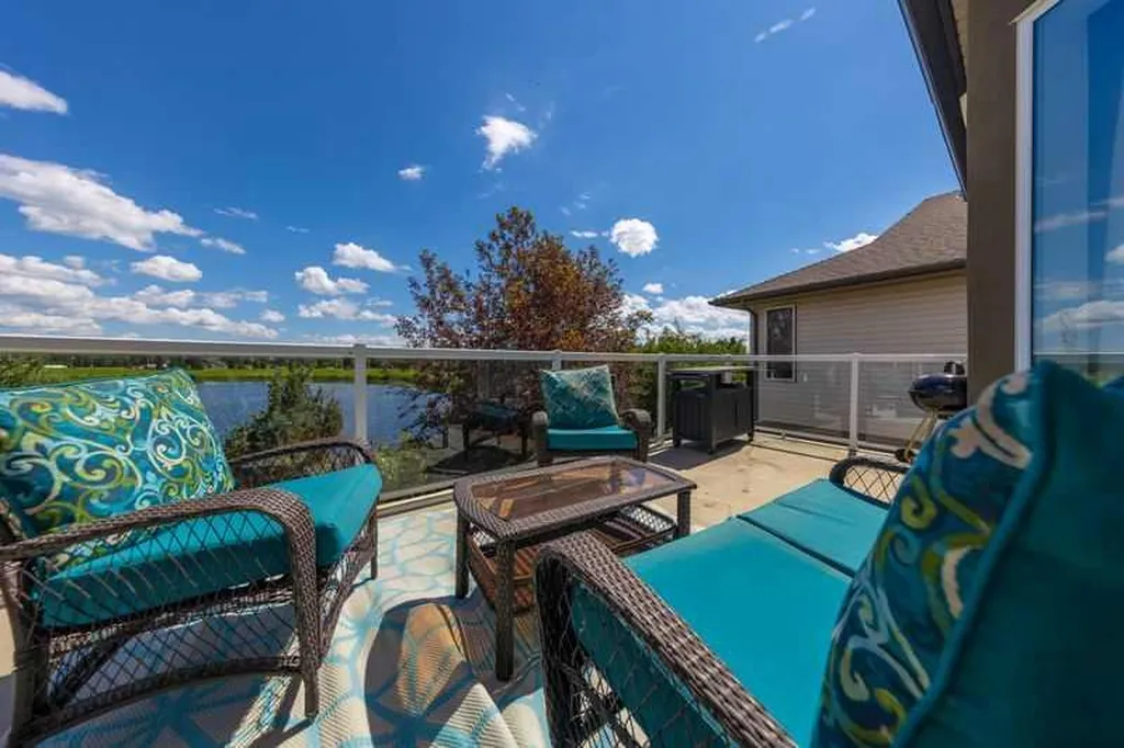 63A Ave Close Lloydminster AB T9V3G5