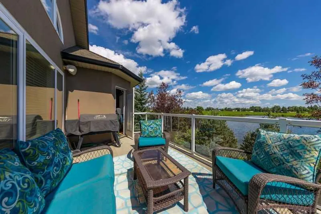 63A Ave Close Lloydminster AB T9V3G5