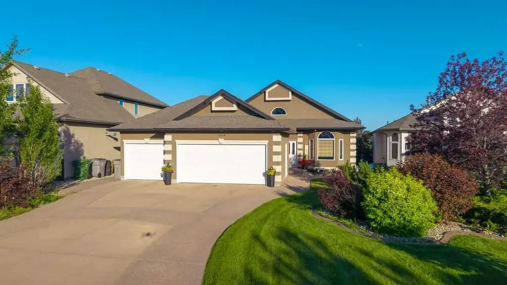 63A Ave Close Lloydminster AB T9V3G5