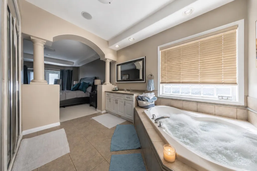 63A Ave Close Lloydminster AB T9V3G5