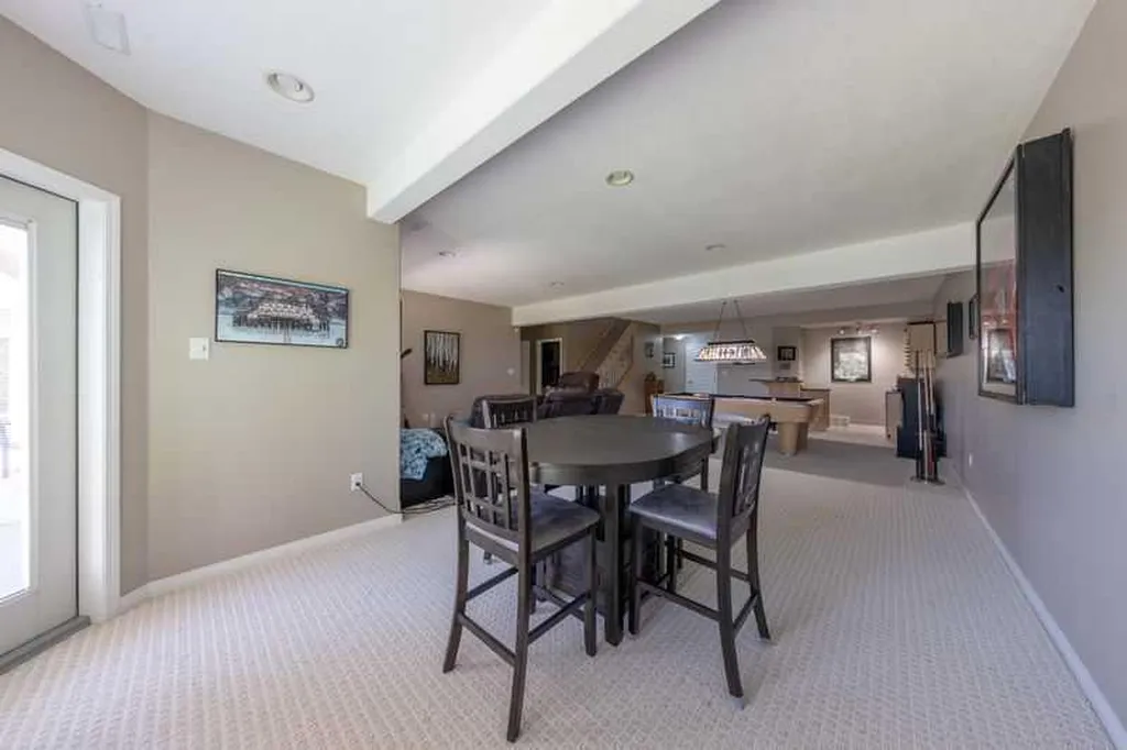63A Ave Close Lloydminster AB T9V3G5