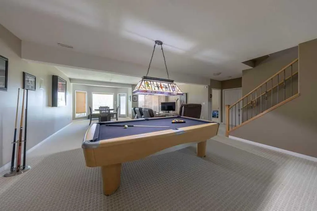 63A Ave Close Lloydminster AB T9V3G5