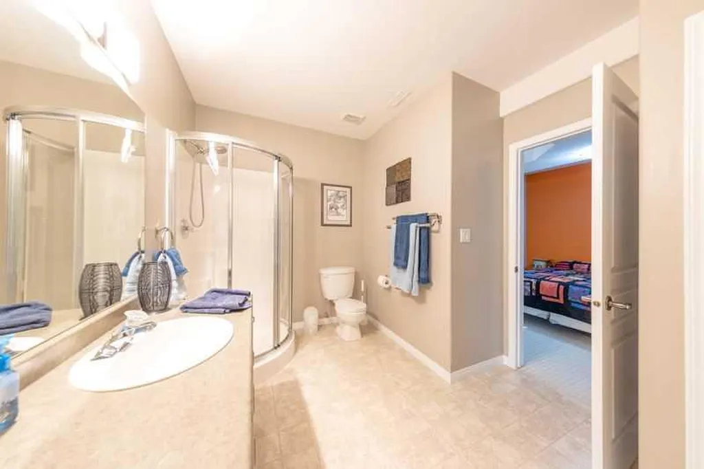 63A Ave Close Lloydminster AB T9V3G5