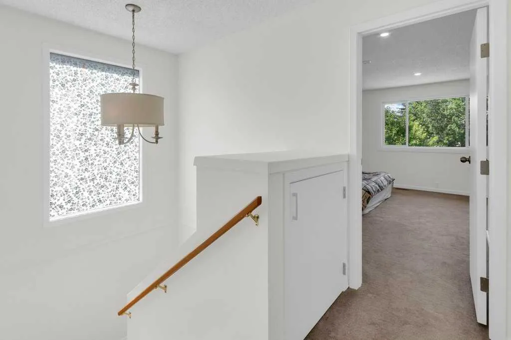 20 Midpark Gardens SE Calgary AB T2X 1N7