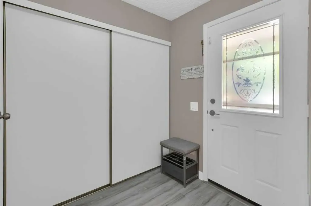20 Midpark Gardens SE Calgary AB T2X 1N7