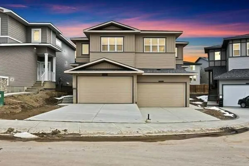 86 Heritage Circle Cochrane AB t4c3g9
