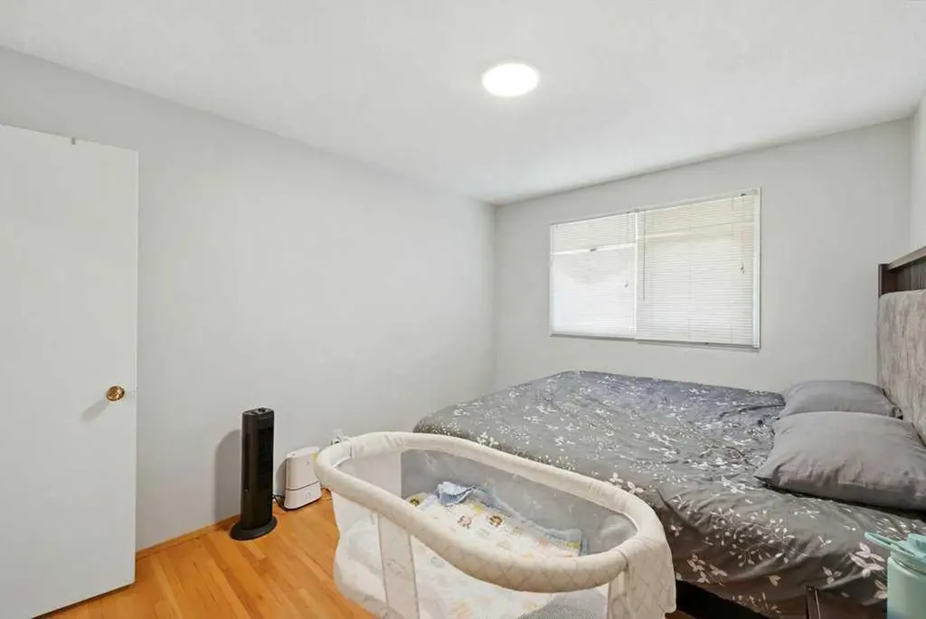 2415 Vista Crescent NE Calgary AB T2E 6J2