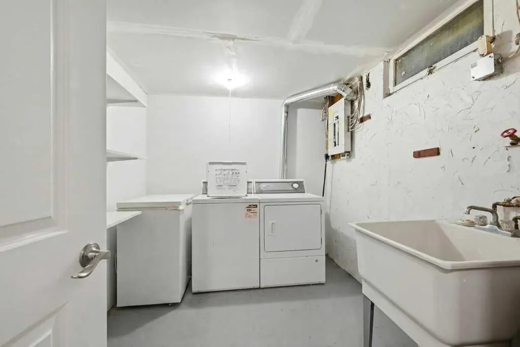 2415 Vista Crescent NE Calgary AB T2E 6J2
